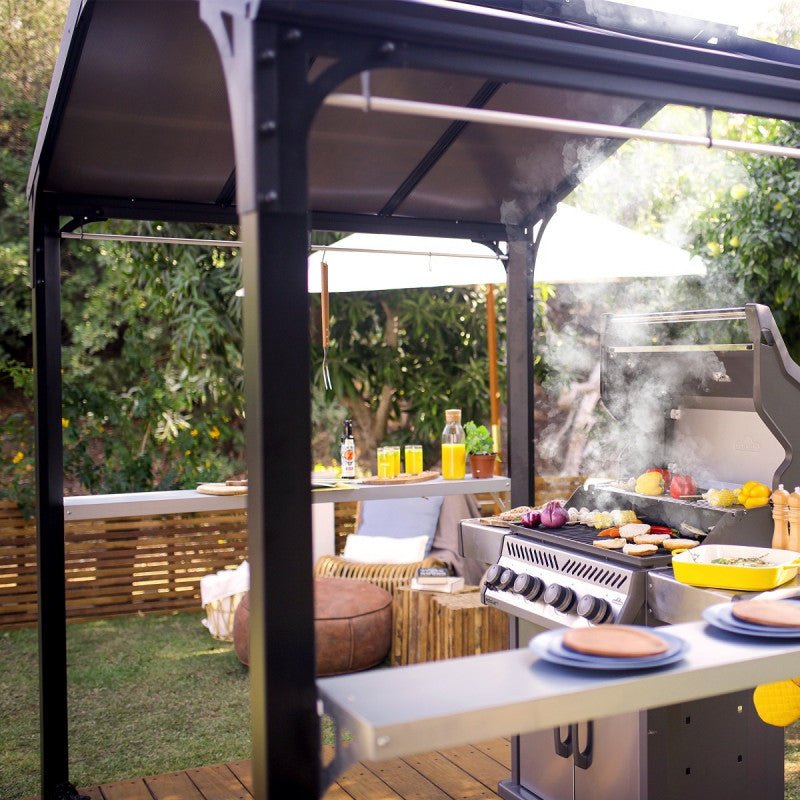 Pergola barbecue AUSTIN, 180 x 224 cm, en aluminium noir et polycarbonate gris