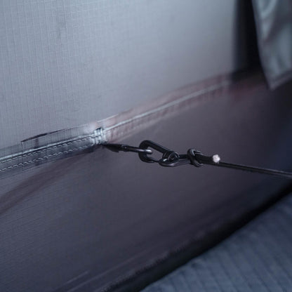 Tente de toit Chest M pour voiture avec un couvercle rigide en aluminium