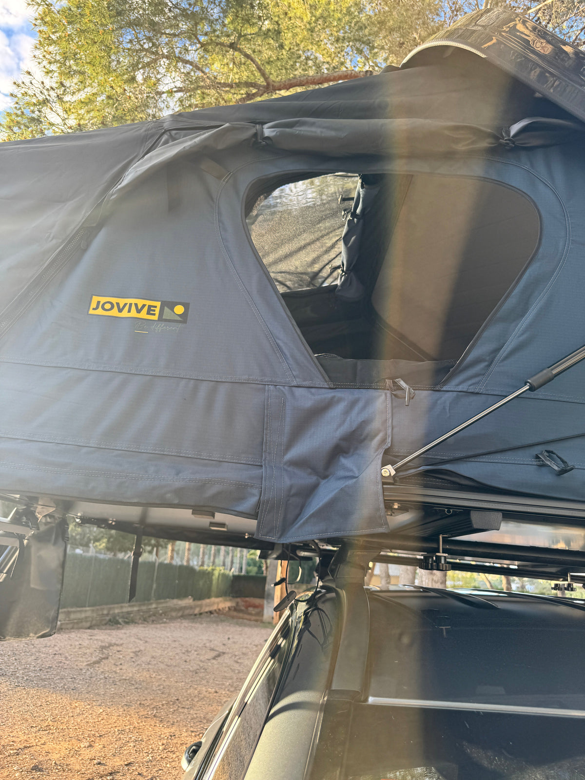 Tente de toit pour voiture Chest ASA XL résistant aux rayons UV avec lumières à intensité réglable